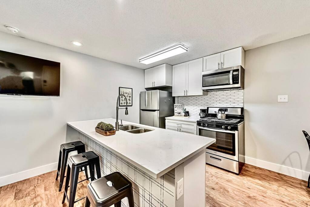 Appartement New - Near Deep Ellum + Downtown Flat *