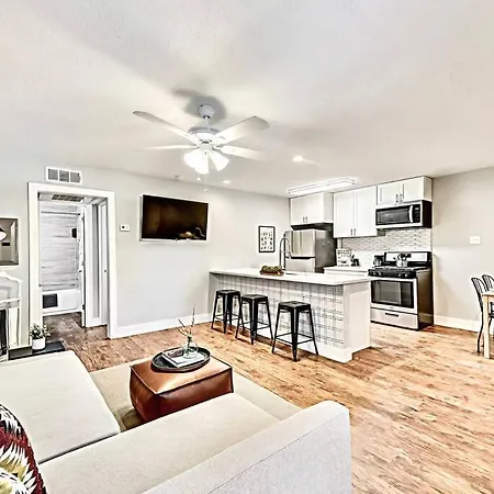 New - Near Deep Ellum + Downtown Dallas Flat Exterior photo